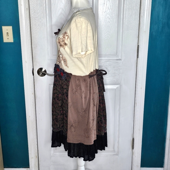 Handmade Upcycled Dress/Tunic Medium-Large - Picture 9 of 12